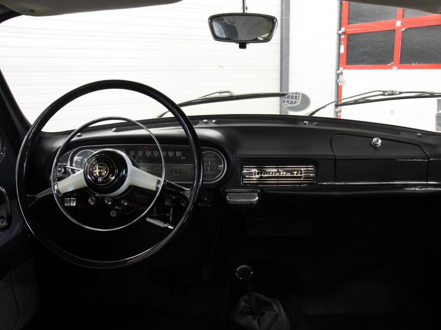 Торпедо Alfa Romeo Giulietta T.I. 1961 года  (фото 9 из 10)